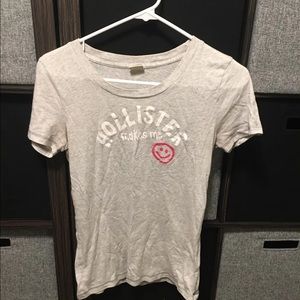 Hollister T-Shirt